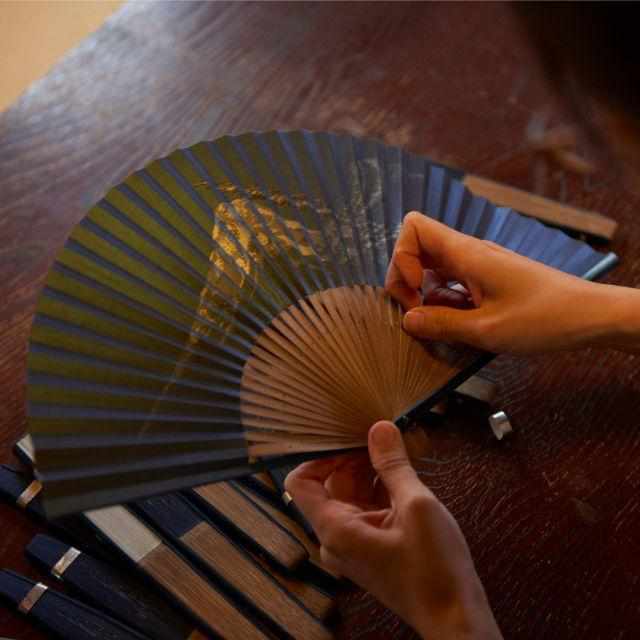 【扇子】色は匂へと 香りの扇 うつし香 月かげ×白檀香 (男女兼用) | 京扇子 | 大西常商店(名入れ受付停止中) - Image 6