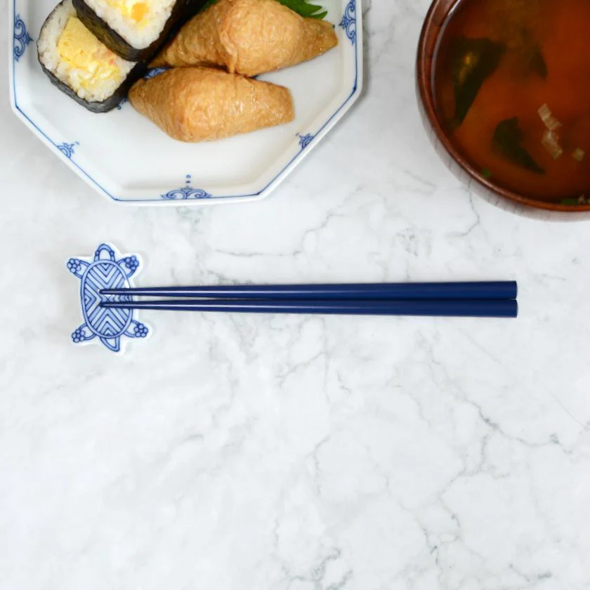 【輪島うるし箸 】橋本幸作漆器店 干支 こども箸 たつ 藍 (1膳, 名入れ可) - Image 2